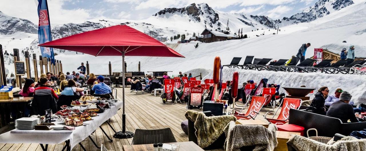 Hotel 3 Etoiles -Restaurant Le Pilatus Корчевел Екстериор снимка