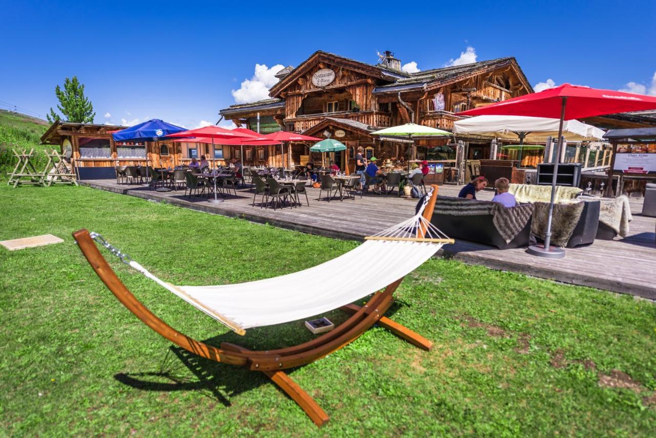 Hotel 3 Etoiles -Restaurant Le Pilatus Корчевел Екстериор снимка