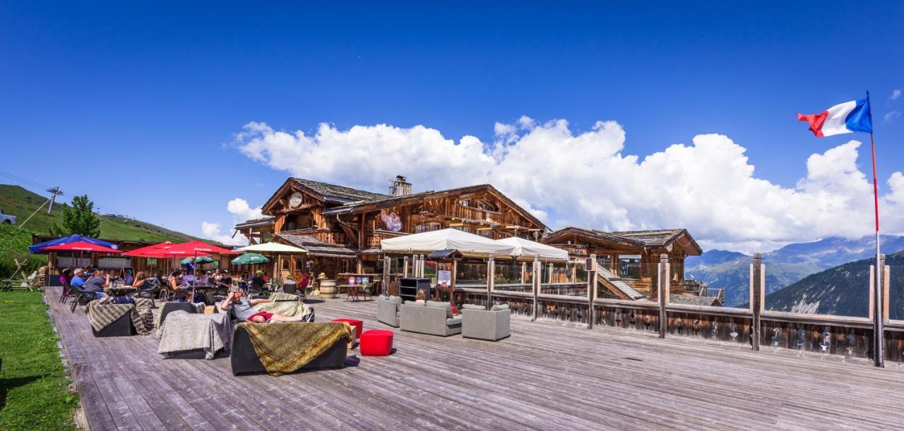 Hotel 3 Etoiles -Restaurant Le Pilatus Корчевел Екстериор снимка