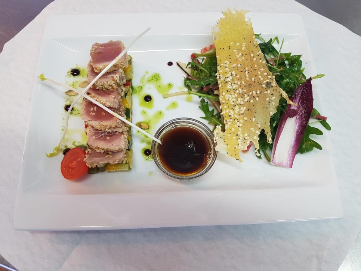 Hotel 3 Etoiles -Restaurant Le Pilatus Корчевел Екстериор снимка