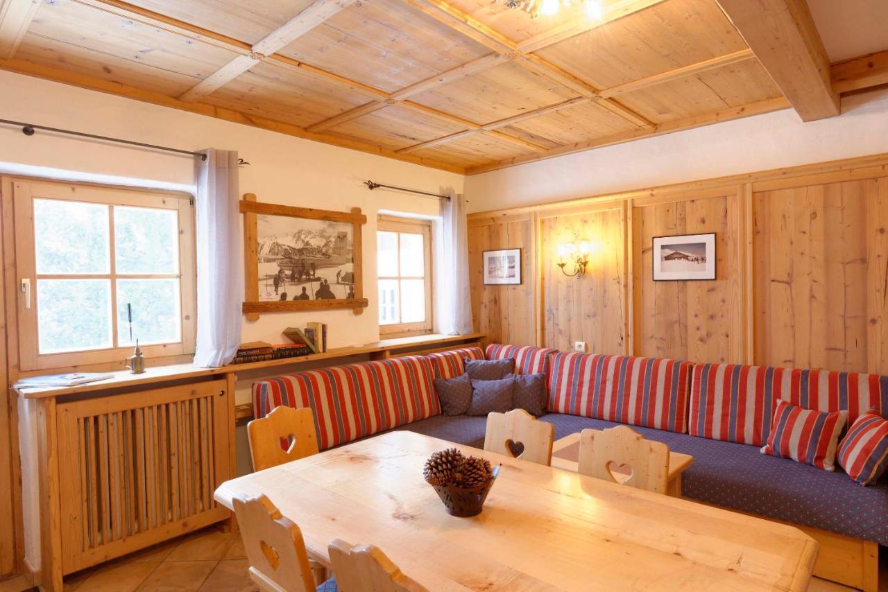 Hotel 3 Etoiles -Restaurant Le Pilatus Корчевел Екстериор снимка